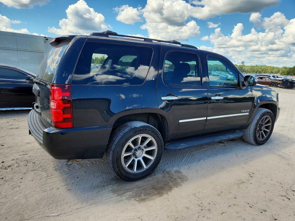 2012 Chevrolet Tahoe მანქანა იყიდება აუქციონზე, vin: 1GNSCCE0XCR177835, აუქციონის ნომერი: 60805166