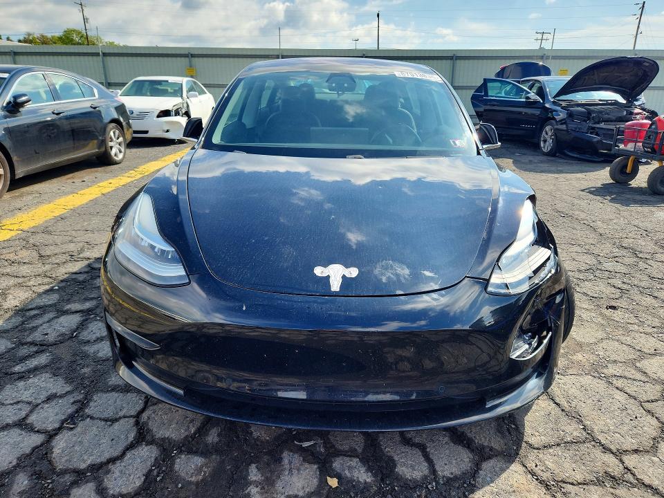 2018 Tesla Model 3 მანქანა იყიდება აუქციონზე, vin: 5YJ3E1EB3JF068262, აუქციონის ნომერი: 67913836