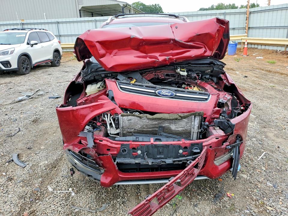 2014 Ford Escape მანქანა იყიდება აუქციონზე, vin: 1FMCU0JX7EUA57479, აუქციონის ნომერი: 69312576
