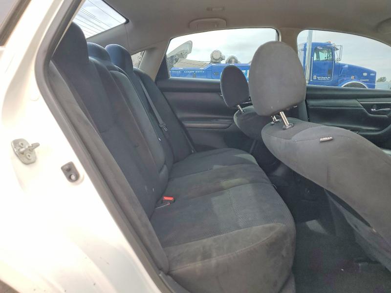70155336 :رقم المزاد ، 1N4AL3AP9FC251413 vin ، 2015 Nissan Altima مزاد بيع