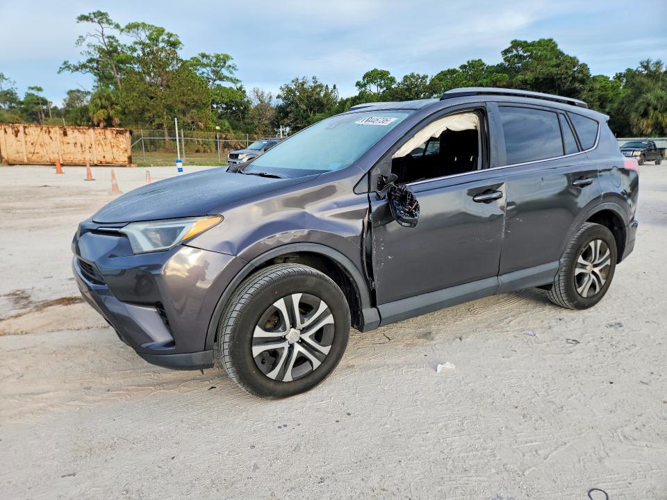 Продажа на аукционе авто 2018 Toyota Rav4, vin: JTMZFREV4JJ166080, номер лота: 70446736