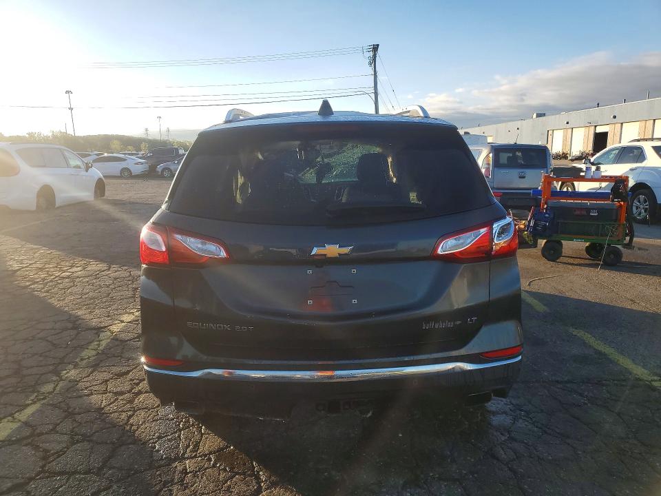 69745486 :رقم المزاد ، 2GNAXKEX1J6219549 vin ، 2018 Chevrolet Equinox مزاد بيع