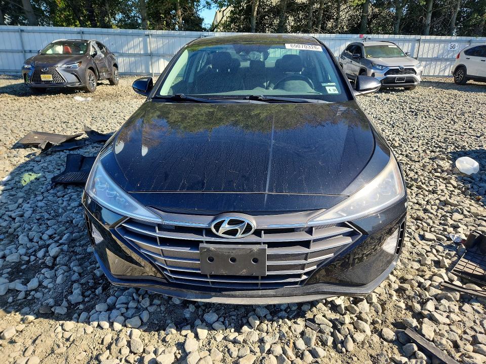 Продажа на аукционе авто 2019 Hyundai Elantra, vin: KMHD84LF8KU793038, номер лота: 69070326