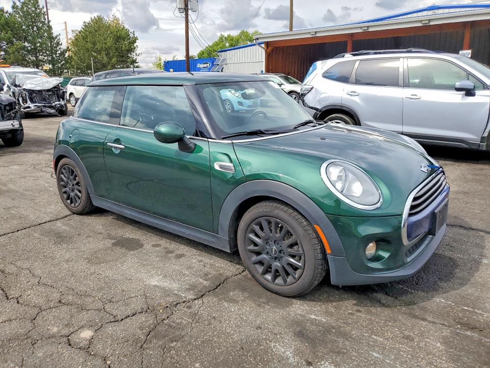 2018 Mini Cooper მანქანა იყიდება აუქციონზე, vin: WMWXP5C55J2G62385, აუქციონის ნომერი: 69447606
