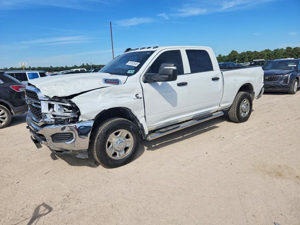 68182646 :رقم المزاد ، 3C6UR5CL0RG102893 vin ، 2024 Ram 2500 مزاد بيع