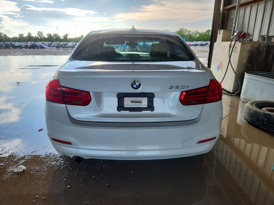 Продаж на аукціоні авто 2018 Bmw 320, vin: WBA8E1G57JNU91714, номер лоту: 67736096