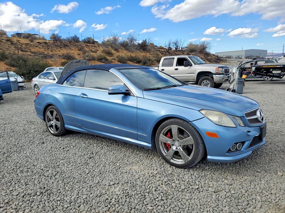 2011 Mercedes-benz E მანქანა იყიდება აუქციონზე, vin: WDDKK7CF1BF050990, აუქციონის ნომერი: 70258776