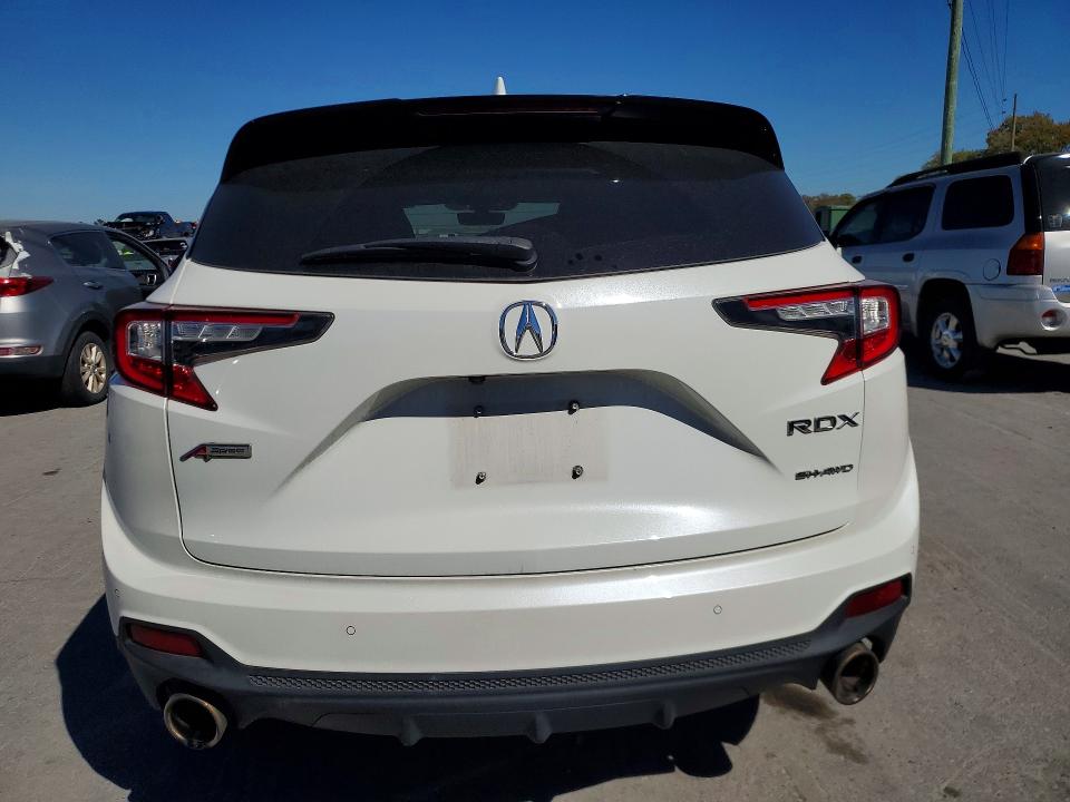 70647096 :رقم المزاد ، 5J8TC2H6XLL037117 vin ، 2020 Acura Rdx مزاد بيع