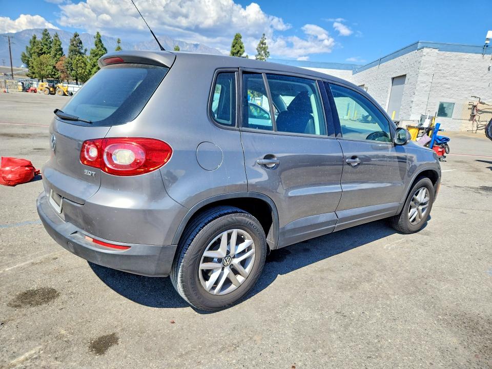 Продаж на аукціоні авто 2011 Volkswagen Tiguan, vin: WVGAV7AX3BW525141, номер лоту: 70367316