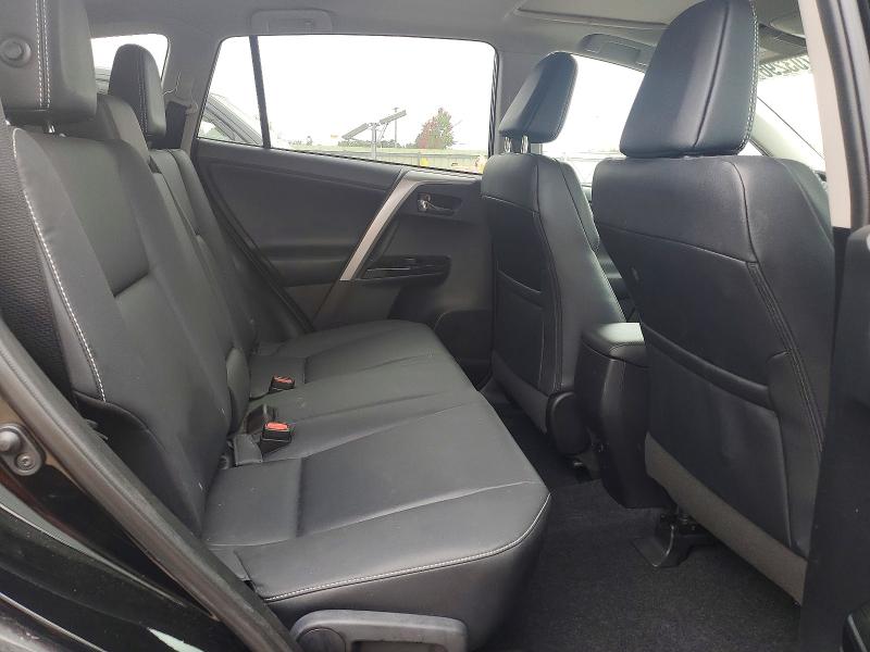 70703296 :رقم المزاد ، 2T3DFREV7JW717212 vin ، 2018 Toyota Rav4 مزاد بيع