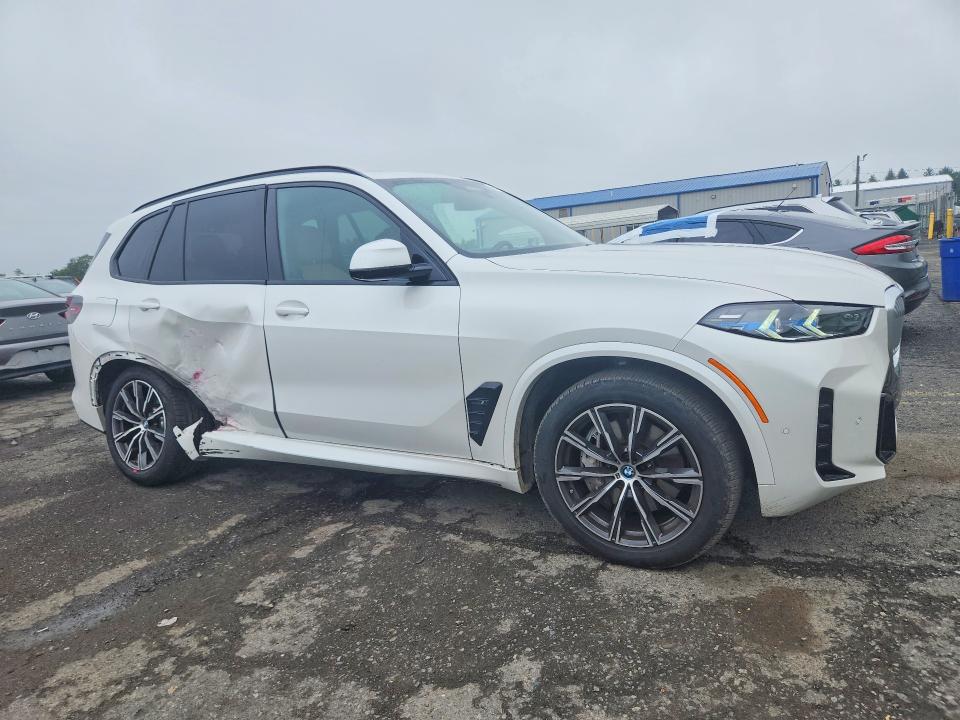 67091486 :رقم المزاد ، 5UX43EU07R9S67028 vin ، 2024 Bmw X5 مزاد بيع