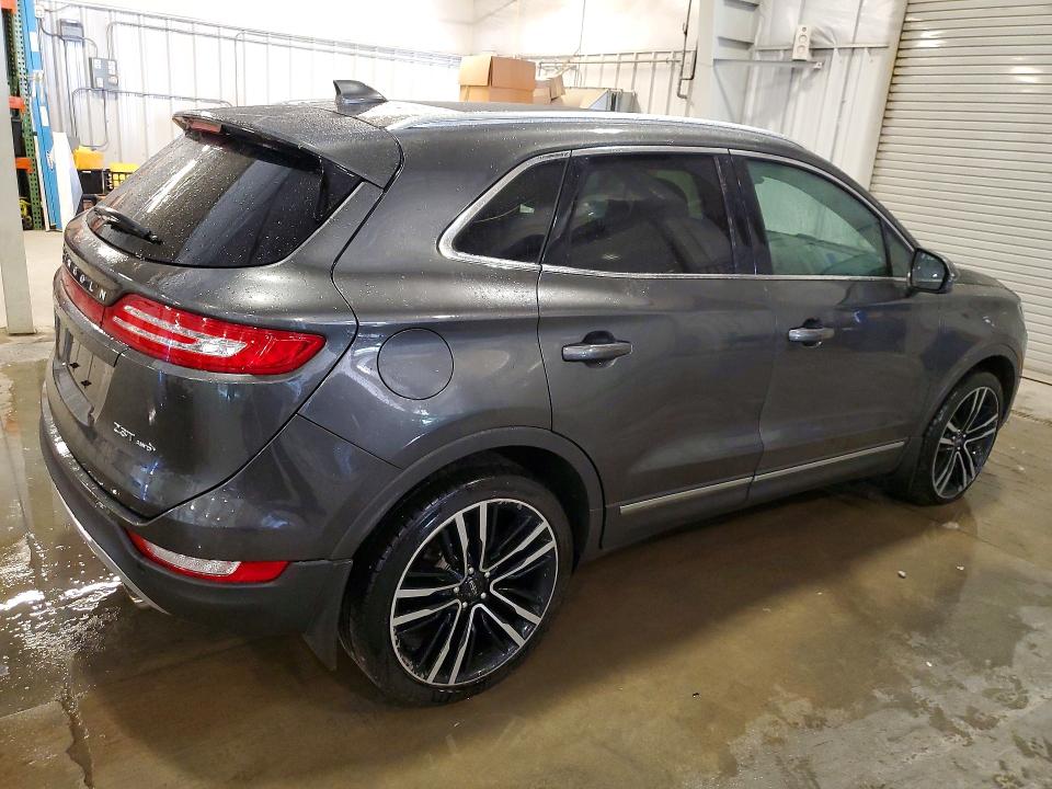 69635766 :رقم المزاد ، 5LMTJ3DH9HUL19504 vin ، 2017 Lincoln Mkc مزاد بيع