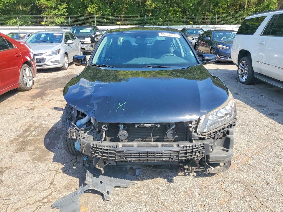 2014 Honda Accord მანქანა იყიდება აუქციონზე, vin: 1HGCR3F96EA013011, აუქციონის ნომერი: 69232396
