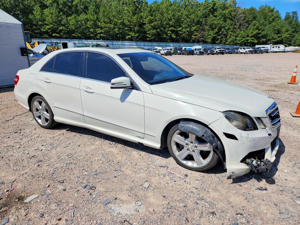 68126116 :رقم المزاد ، WDDHF8HB7AA073924 vin ، 2010 Mercedes-benz E مزاد بيع
