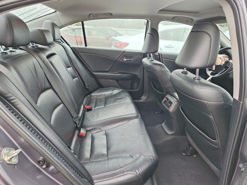70228666 :رقم المزاد ، 1HGCR6F50FA002683 vin ، 2015 Honda Accord مزاد بيع