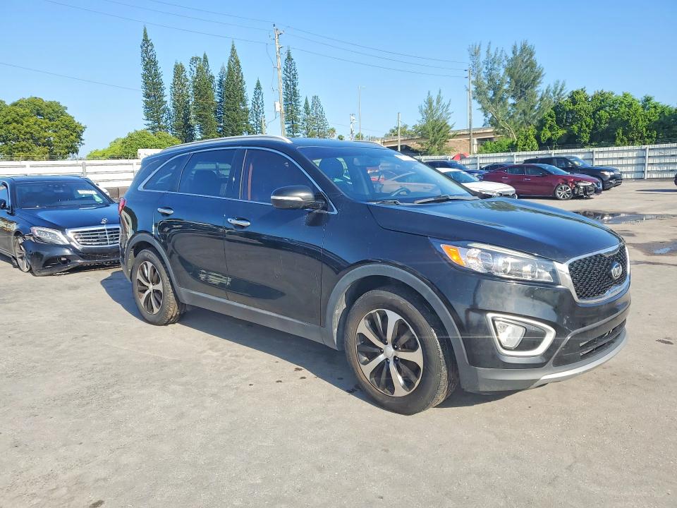 Auction sale of the 2018 Kia Sorento, vin: 5XYPH4A58JG403972        , lot number: 69077456
