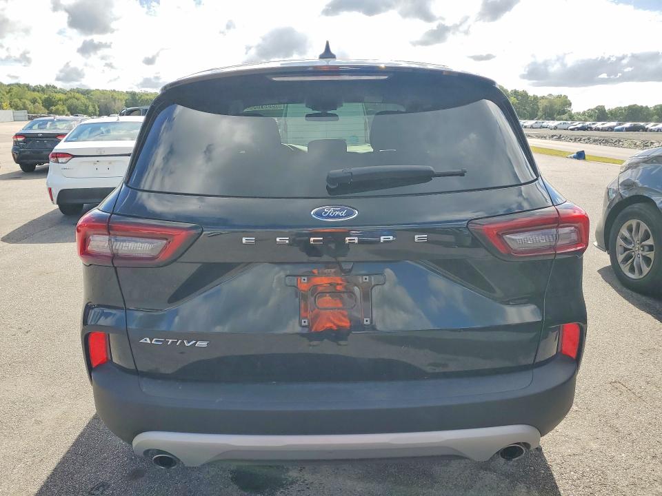 69981066 :رقم المزاد ، 1FMCU0GN6SUB30696 vin ، 2025 Ford Escape مزاد بيع