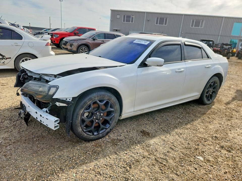 69683716 :رقم المزاد ، 2C3CCAGG6NH150909 vin ، 2022 Chrysler 300 مزاد بيع