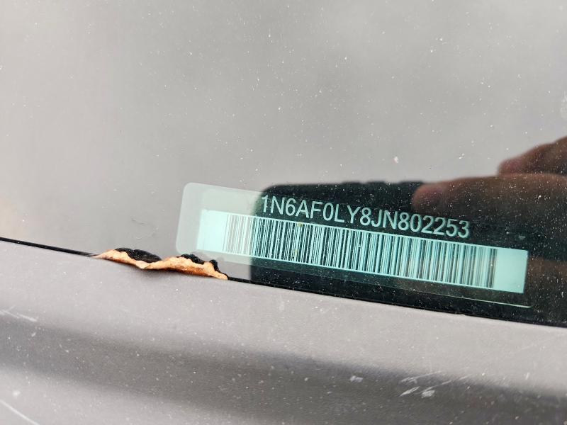 70117106 :رقم المزاد ، 1N6AF0LY8JN802253 vin ، 2018 Nissan Nv مزاد بيع