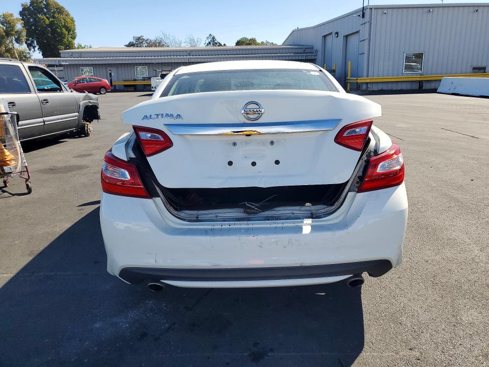 Продажа на аукционе авто 2017 Nissan Altima, vin: 1N4AL3AP6HC225435, номер лота: 68938376