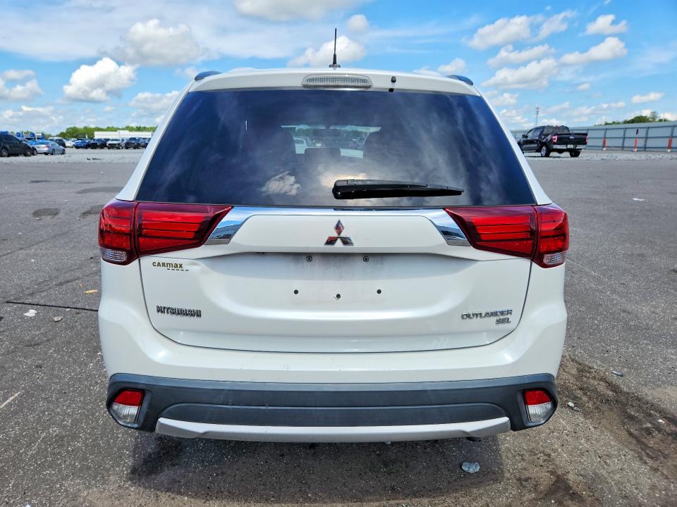 2016 Mitsubishi Outlander მანქანა იყიდება აუქციონზე, vin: JA4AD3A31GZ064017, აუქციონის ნომერი: 68675146