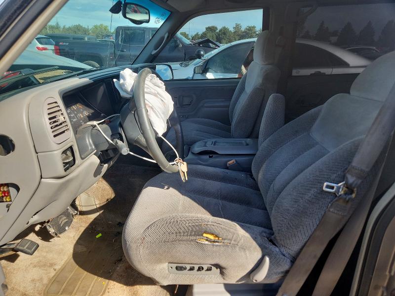 68697506 :رقم المزاد ، 1GNEK13R7XJ543941 vin ، 1999 Chevrolet Tahoe مزاد بيع