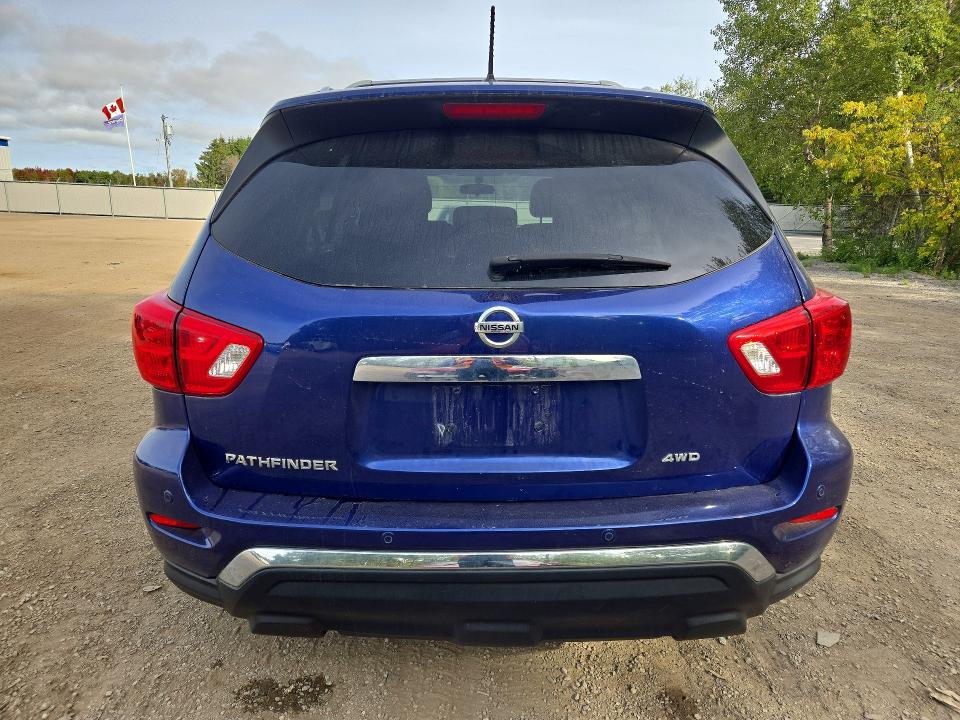 Продажа на аукционе авто 2017 Nissan Pathfinder, vin: 5N1DR2MM6HC636461, номер лота: 69537206