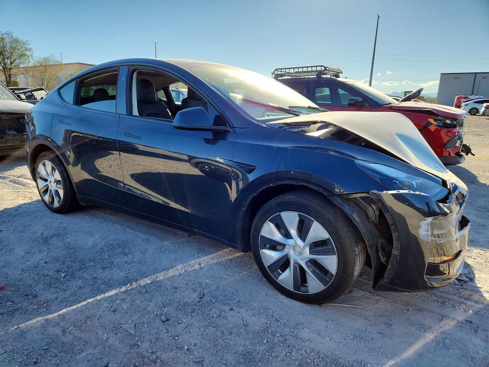 Auction sale of the 2024 Tesla Model Y, vin: 7SAYGDEE7RF991046, lot number: 70078986