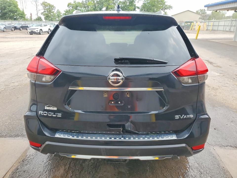 67115676 :رقم المزاد ، 5N1AT2MV3HC879383 vin ، 2017 Nissan Rogue مزاد بيع