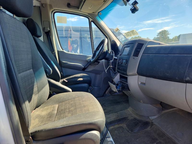 70610346 :رقم المزاد ، WD3PE7DC1E5888338 vin ، 2014 Mercedes-benz Sprinter مزاد بيع