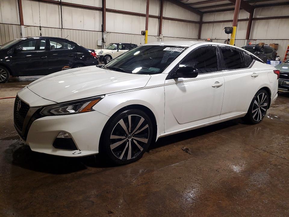 70991156 :رقم المزاد ، 1N4BL4CV5KC137585 vin ، 2019 Nissan Altima مزاد بيع