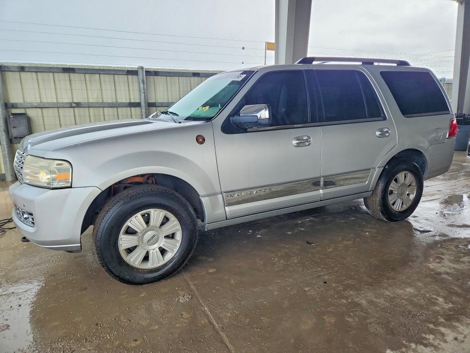 Продаж на аукціоні авто 2013 Lincoln Navigator, vin: 5LMJJ2H57DEL02755, номер лоту: 67749096