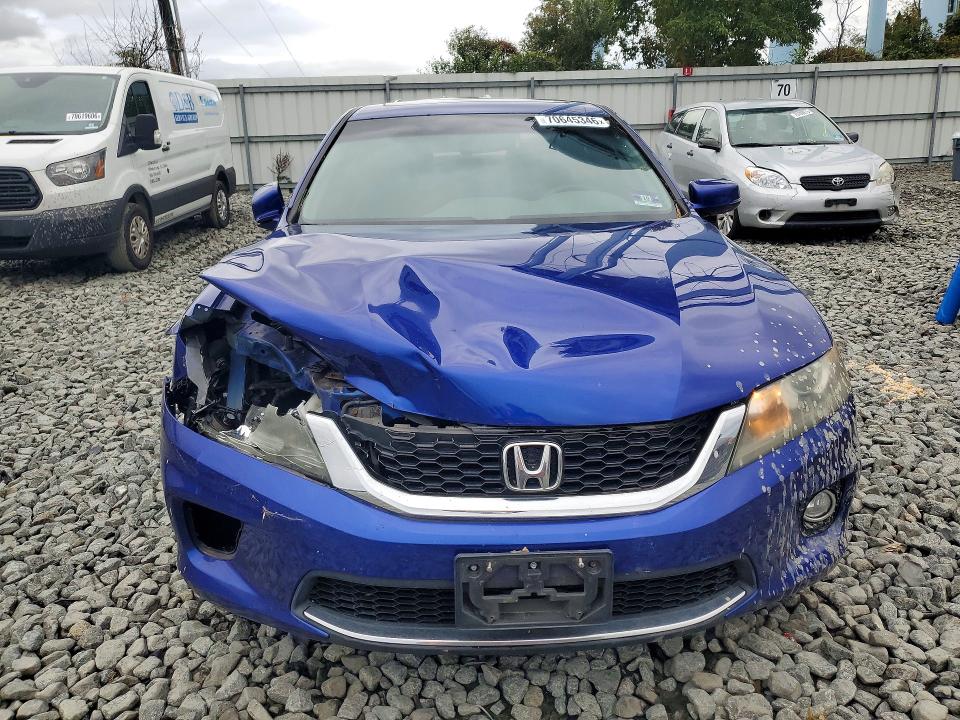 Продаж на аукціоні авто 2013 Honda Accord, vin: 1HGCT1B73DA017252, номер лоту: 70645346