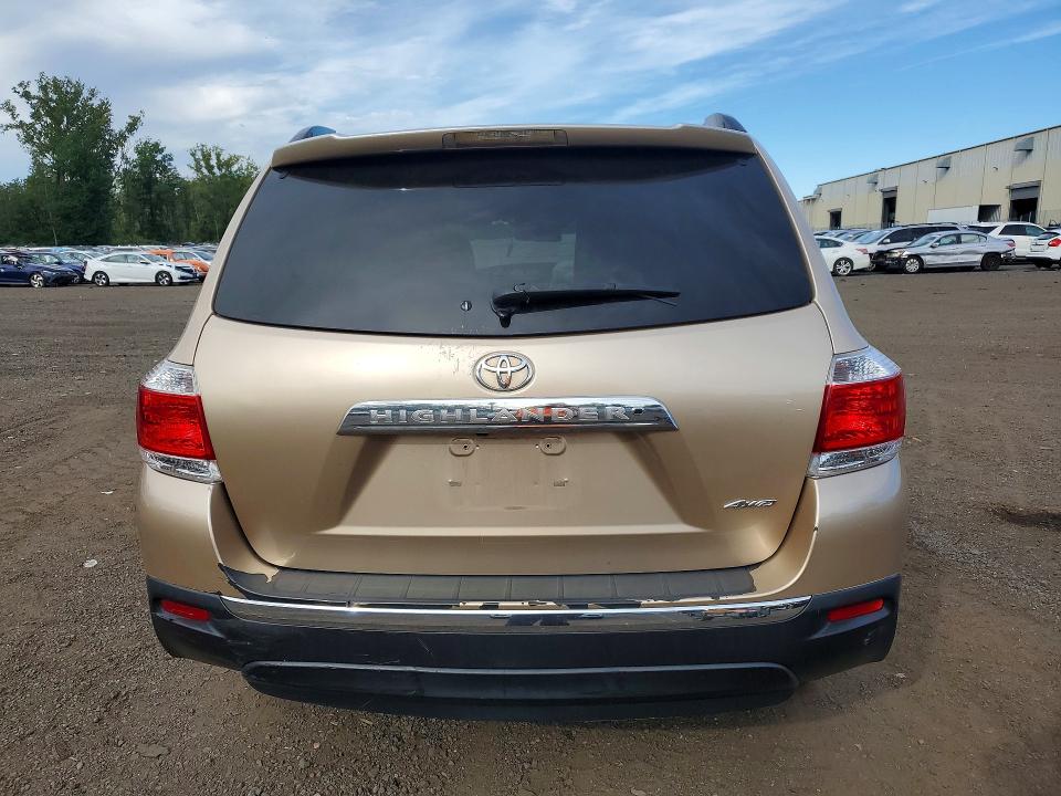 Продаж на аукціоні авто 2011 Toyota Highlander, vin: 5TDBK3EH5BS042831, номер лоту: 68441566