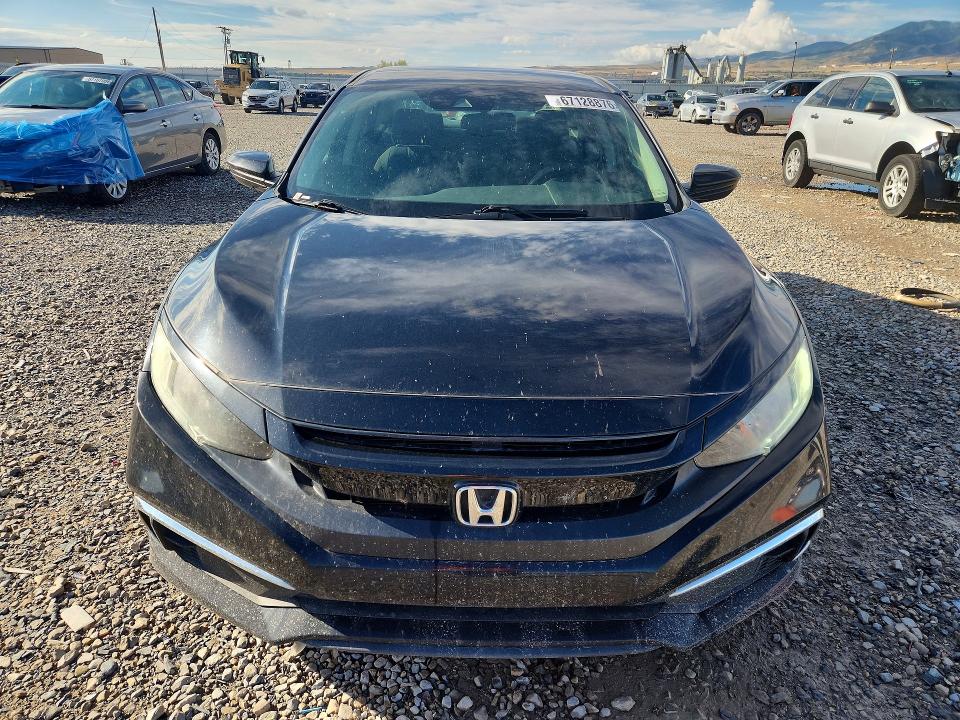 67128876 :رقم المزاد ، 19XFC2F6XME001582 vin ، 2021 Honda Civic مزاد بيع