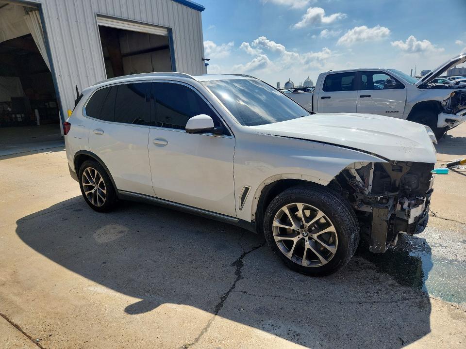 Продажа на аукционе авто 2021 Bmw X5, vin: 5UXCR4C07M9G73800, номер лота: 67755006