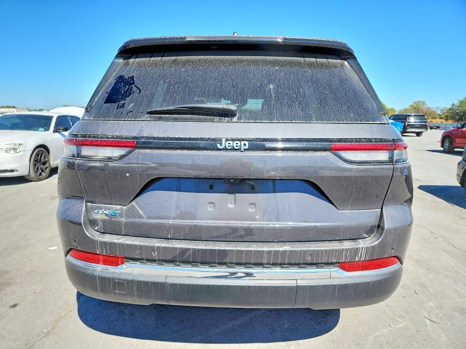 Продаж на аукціоні авто 2024 Jeep Grand Cherokee, vin: 1C4RJYB64RC132419, номер лоту: 70429016