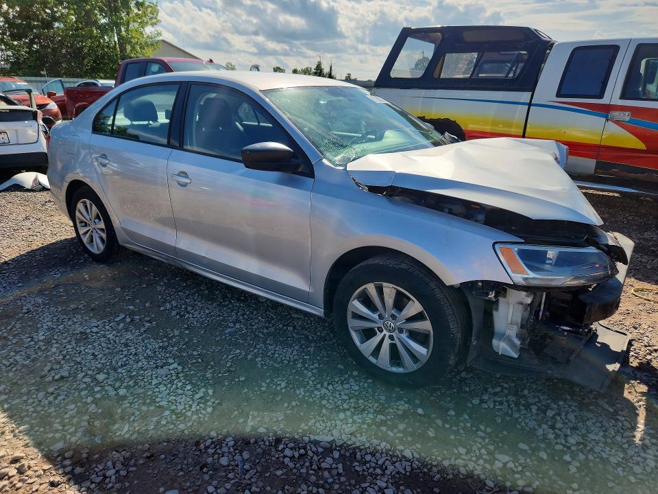 2014 Volkswagen Jetta მანქანა იყიდება აუქციონზე, vin: 3VW2K7AJ8EM332627, აუქციონის ნომერი: 67386086