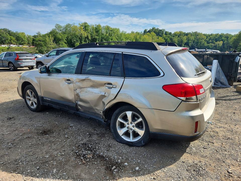 69299246 :رقم المزاد ، 4S4BRBMC0E3275934 vin ، 2014 Subaru Outback مزاد بيع