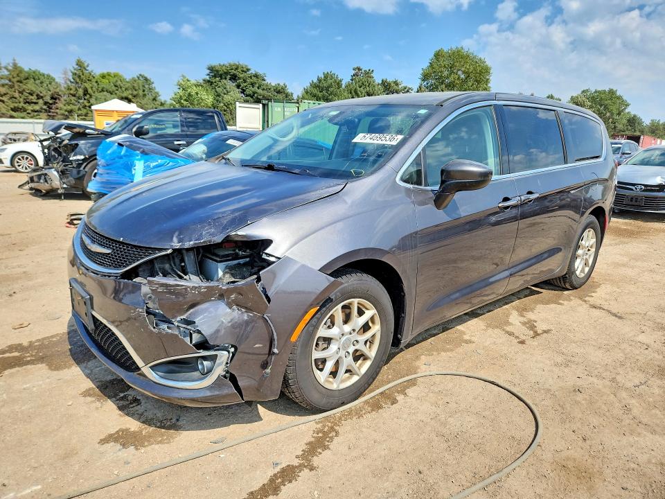 Auction sale of the 2017 Chrysler Pacifica, vin: 2C4RC1BGXHR821557, lot number: 67469536