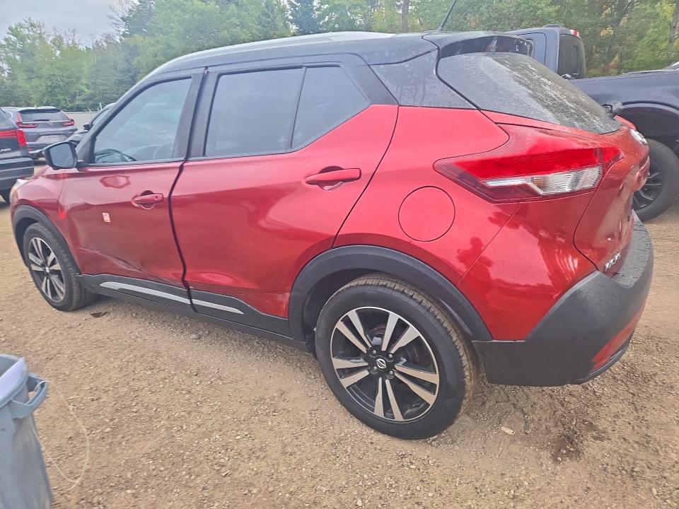 68612636 :رقم المزاد ، 3N1CP5CU7JL535581 vin ، 2018 Nissan Kicks مزاد بيع