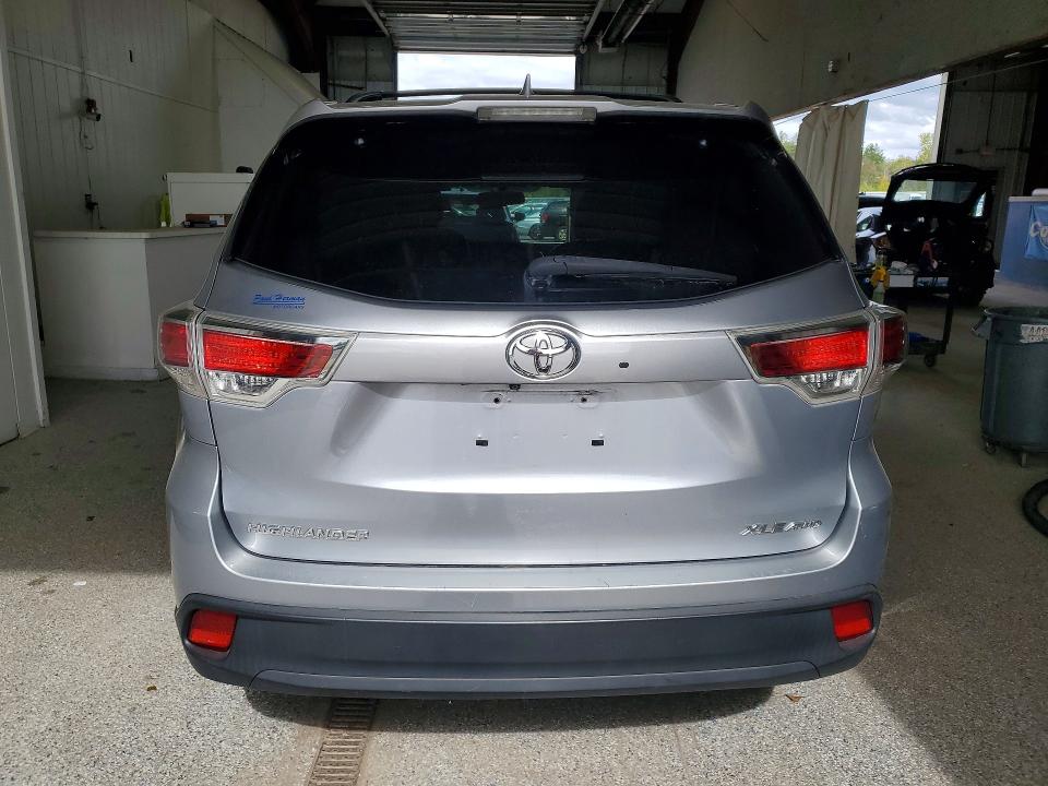 2014 Toyota Highlander მანქანა იყიდება აუქციონზე, vin: 5TDJKRFH6ES058201, აუქციონის ნომერი: 69544636