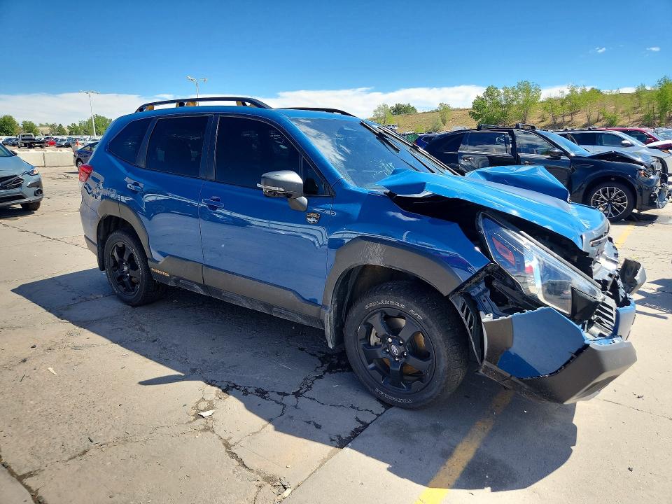 2022 Subaru Forester მანქანა იყიდება აუქციონზე, vin: JF2SKAMC9NH437518, აუქციონის ნომერი: 66919506
