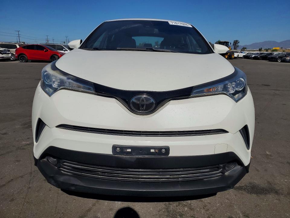 Продажа на аукционе авто 2018 Toyota C-hr, vin: NMTKHMBX7JR045288, номер лота: 71017926