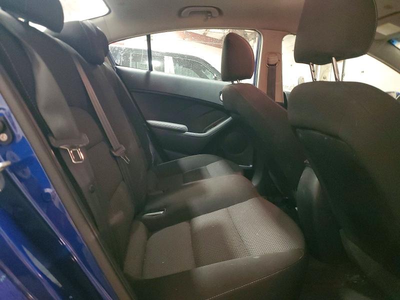68547376 :رقم المزاد ، 3KPFK4A75HE095097 vin ، 2017 Kia Forte مزاد بيع