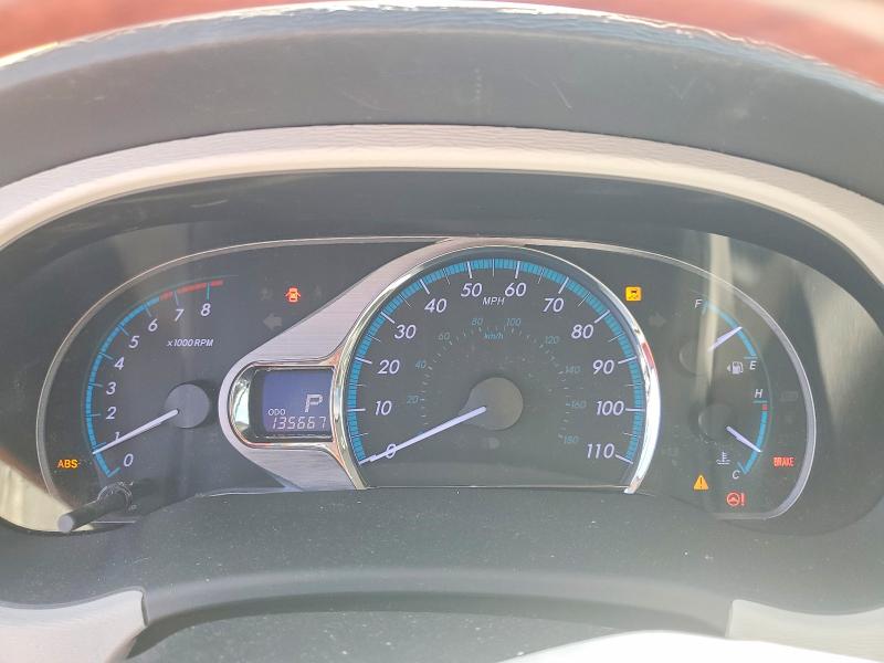 69003646 :رقم المزاد ، 5TDYK3DC9BS082619 vin ، 2011 Toyota Sienna مزاد بيع