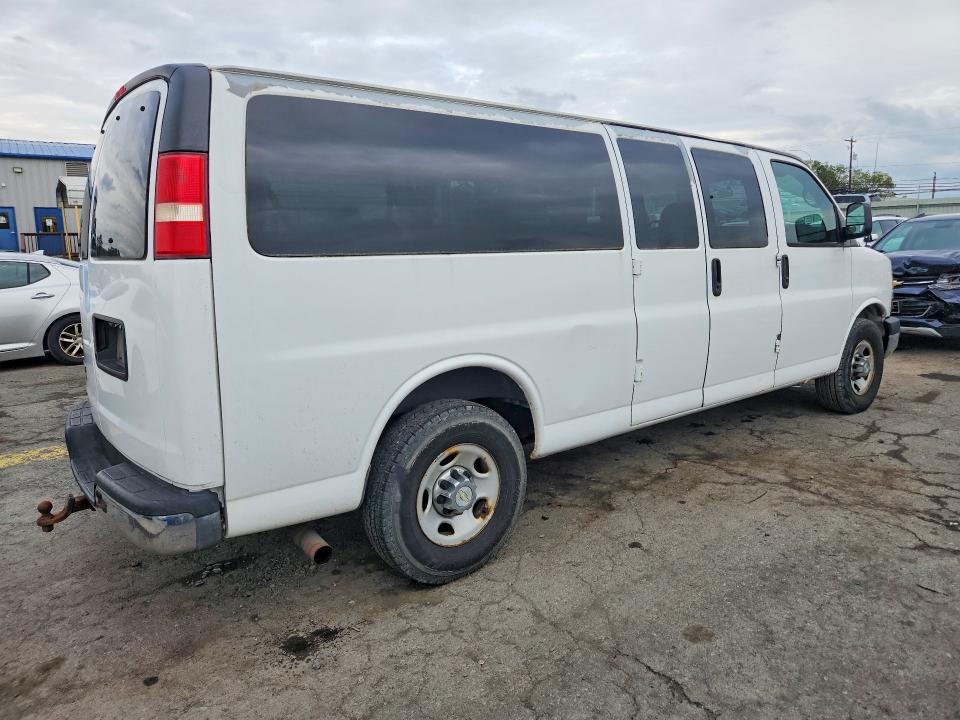 69069446 :رقم المزاد ، 1GAZG1FG3C1155212 vin ، 2012 Chevrolet Express G3500 مزاد بيع