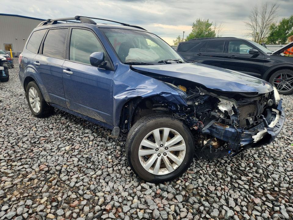 67551986 :رقم المزاد ، JF2SHBDC7CH408312 vin ، 2012 Subaru Forester مزاد بيع