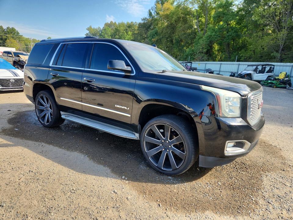 67895246 :رقم المزاد ، 1GKS1CKJ3FR163294 vin ، 2015 Gmc Yukon مزاد بيع