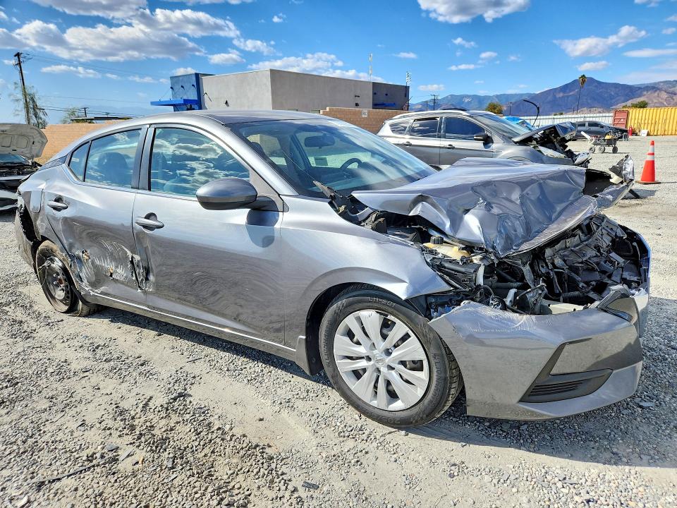 70892956 :رقم المزاد ، 3N1AB8BV5MY302839 vin ، 2021 Nissan Sentra مزاد بيع